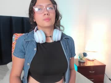 Let's vibrate together at the peak of pleasure? GOAL: Boob bounce /PV ON/ LOVENS ON [77 tokens left] #latina #young #lovense #bigboobs #curvy