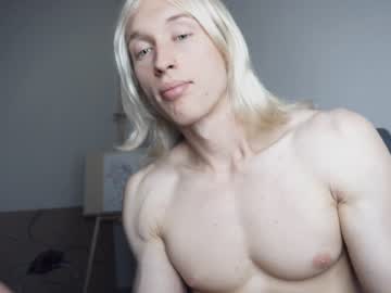 Cum #flexible #muscle #blonde #young #nude and hard [517 tokens remaining]