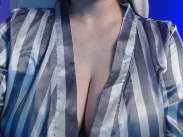 Hello, dildo in boobs #mature #milf #mistress #curvy #bigboobs [250 tokens remaining]